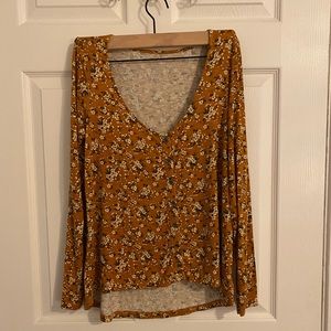 NWT AMERICAN EAGLE Sexy Slub Button Top